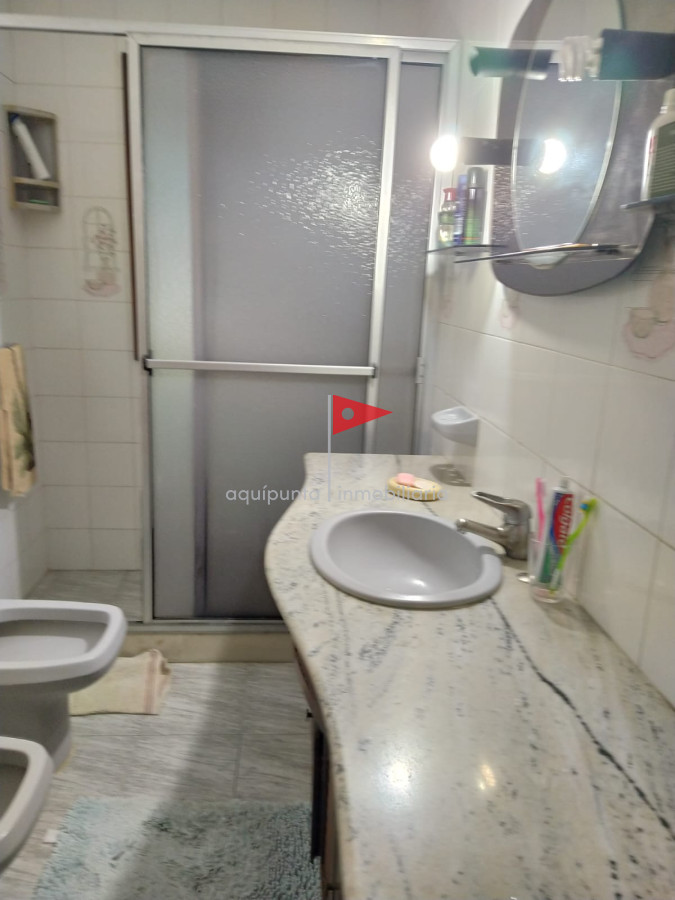 Casa ID.99 - Venta casa Piriapolis 5 dormitorios 3 baños barrio Country