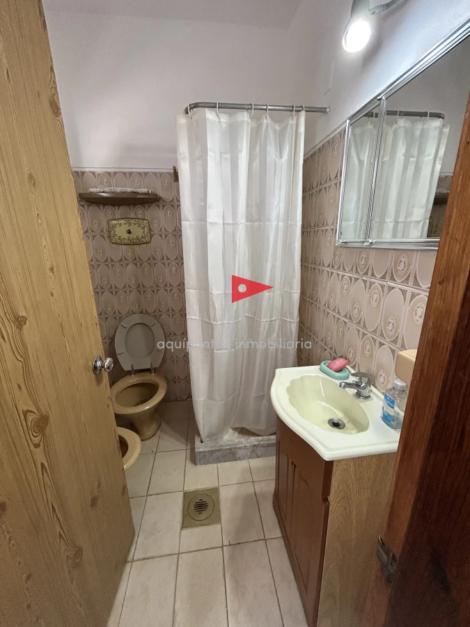 Casa ID.73 - Casa de 2 pisos 3 dorm 2 b frente al mar en venta P Colorada