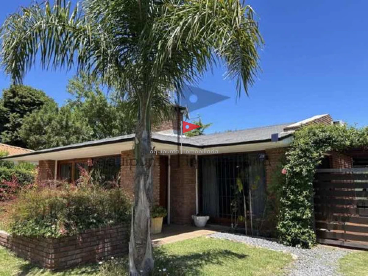 Casa ID.12 - Venta  Casa Balneario San Francisco 3 dormitorios 