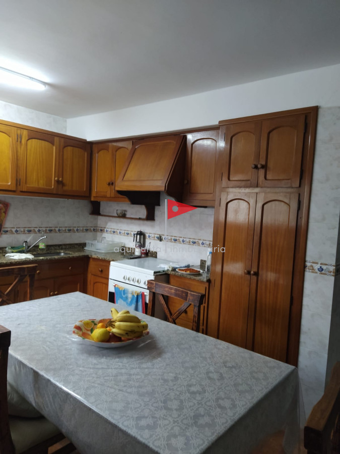 Casa ID.99 - Venta casa Piriapolis 5 dormitorios 3 baños barrio Country