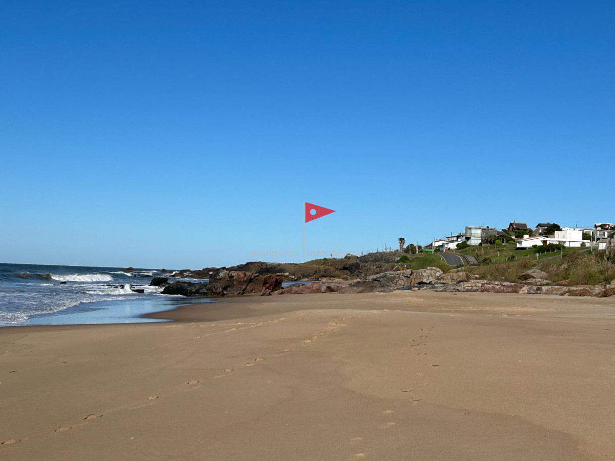 Casa ID.98 - Alquilo casa temporal 12 personas Punta Colorada 4 dorm 3 bañ piscina