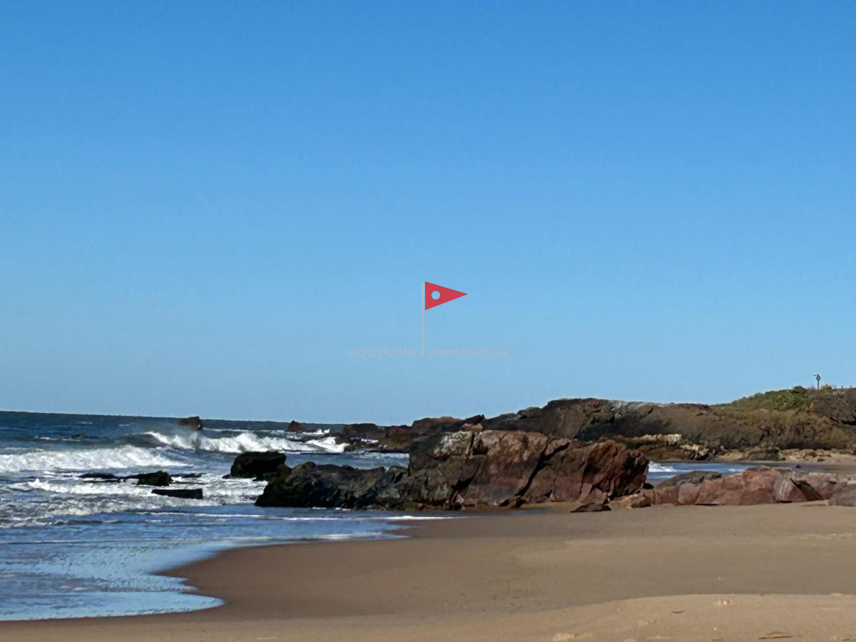 Casa ID.98 - Alquilo casa temporal 12 personas Punta Colorada 4 dorm 3 bañ piscina