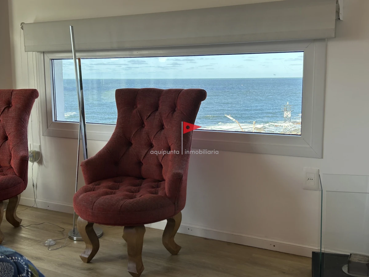 Casa ID.39 - Venta casa Punta Colorada 3 dormitorios piscina vista al mar