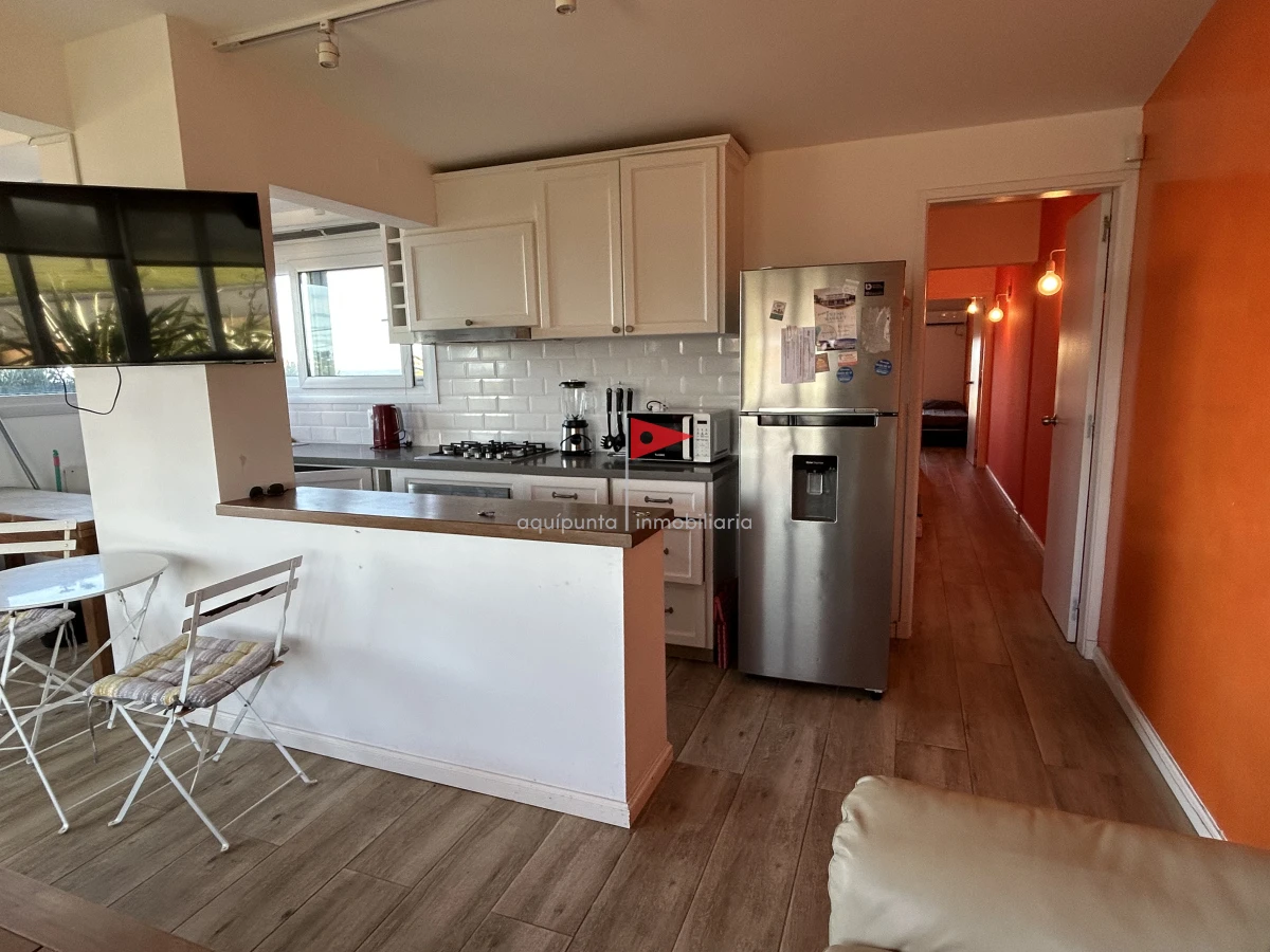 Casa ID.39 - Venta casa Punta Colorada 3 dormitorios piscina vista al mar