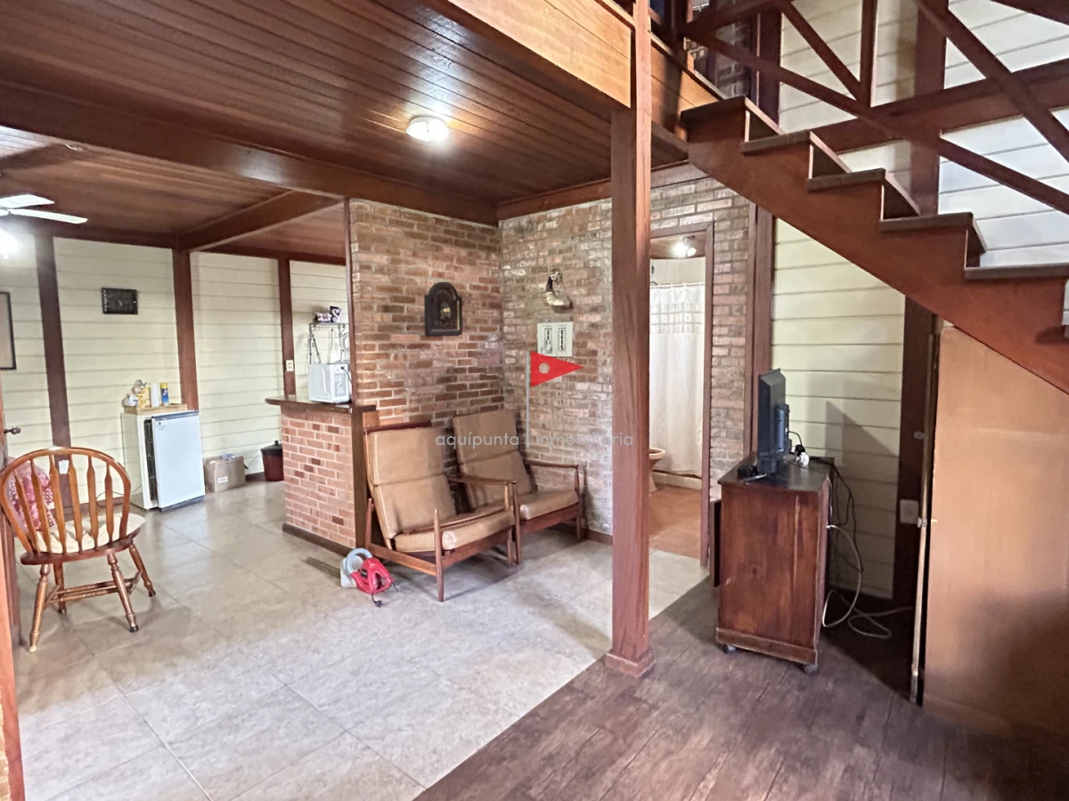 Casa ID.255 - Venta cabaña madera en Punta fría 2 dorm 2 baños excelente vista mar