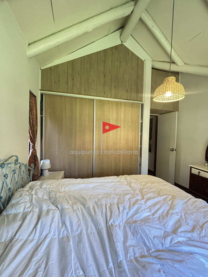 Casa ID.277 - Venta casa en Punta Colorada terreno independiente 