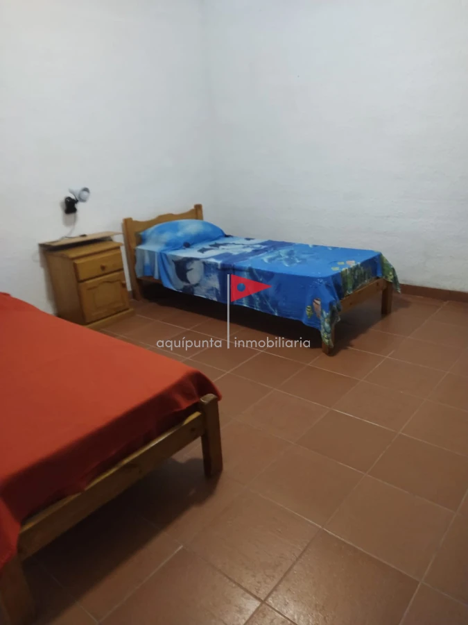 Casa ID.99 - Venta casa Piriapolis 5 dormitorios 3 baños barrio Country