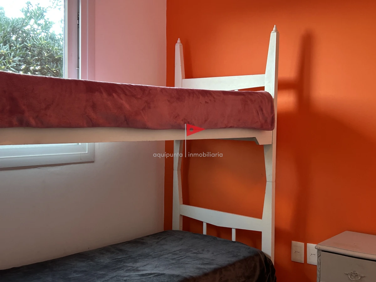 Casa ID.39 - Venta casa Punta Colorada 3 dormitorios piscina vista al mar