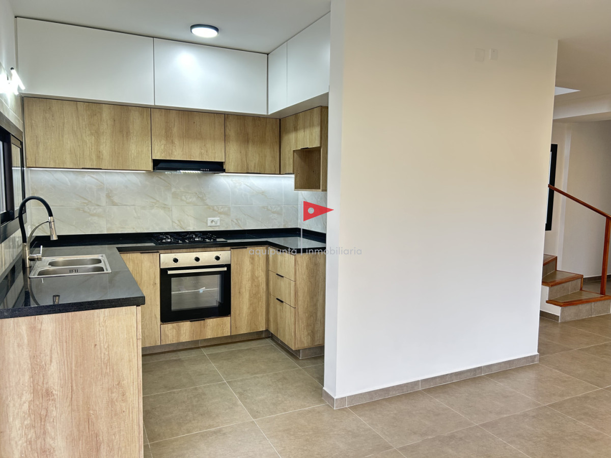 Casa ID.281 - Venta casa a estrenar vista  al mar Punta Colorada