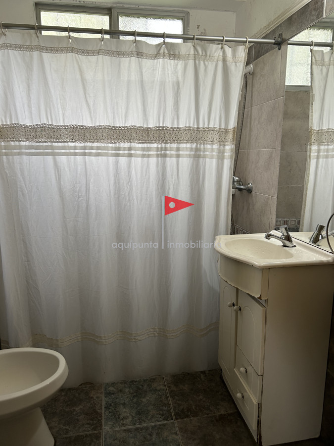 Casa ID.75 - Casa en alquiler temporal en Punta Colorada 3 dormitorios 2 baños muy cómoda y con sombra natural 