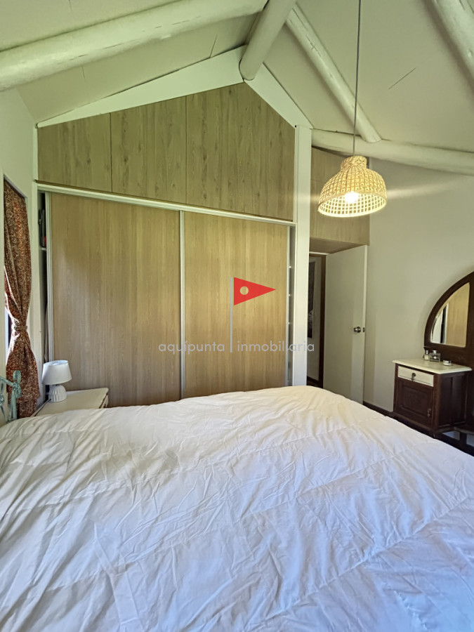 Casa ID.277 - Venta casa en Punta Colorada terreno independiente 