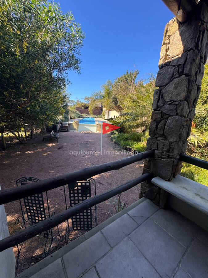 Casa ID.98 - Alquilo casa temporal 12 personas Punta Colorada 4 dorm 3 bañ piscina