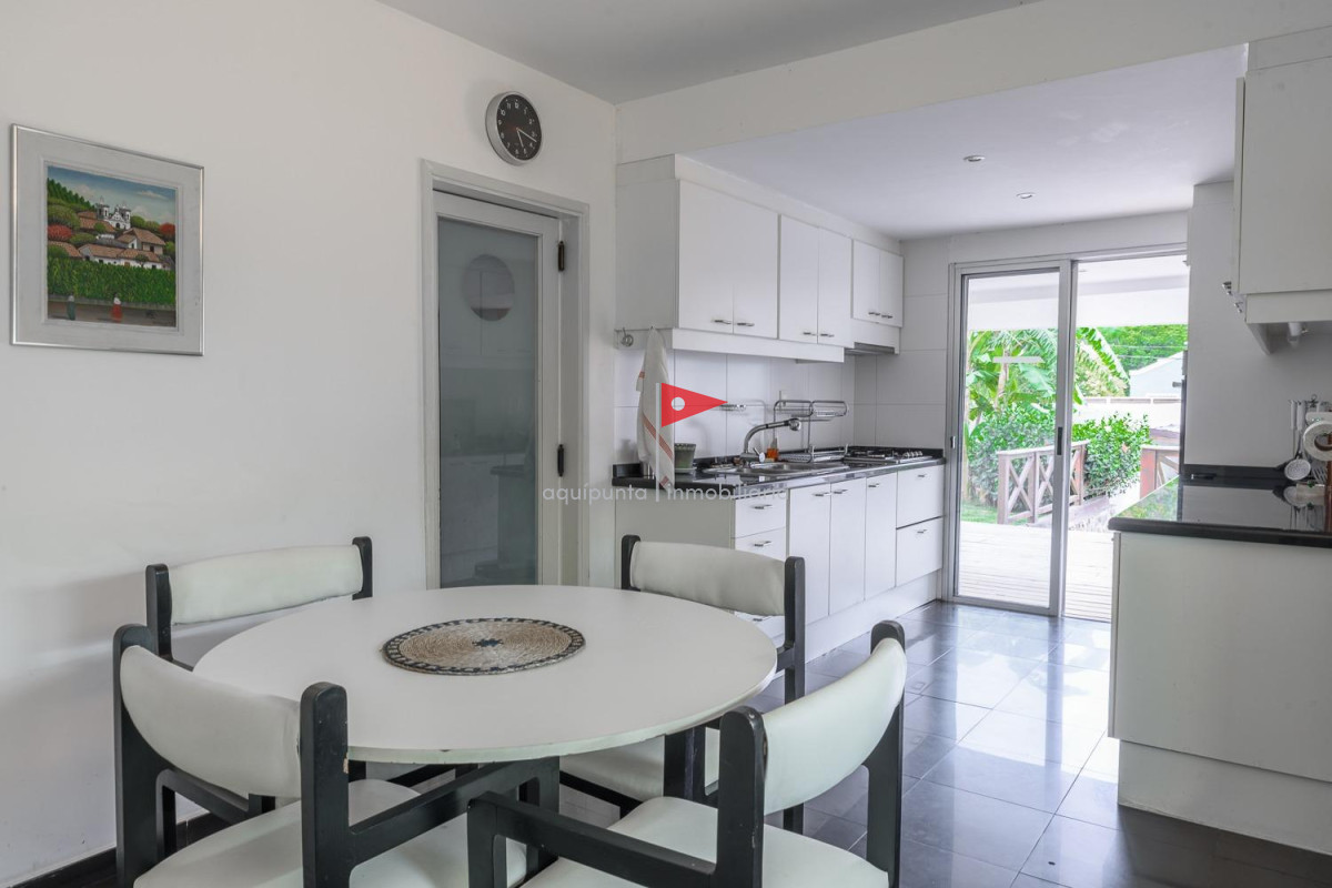Casa ID.45 - ALquiler casa Punta del Este 5 dormitoriois San Rafael