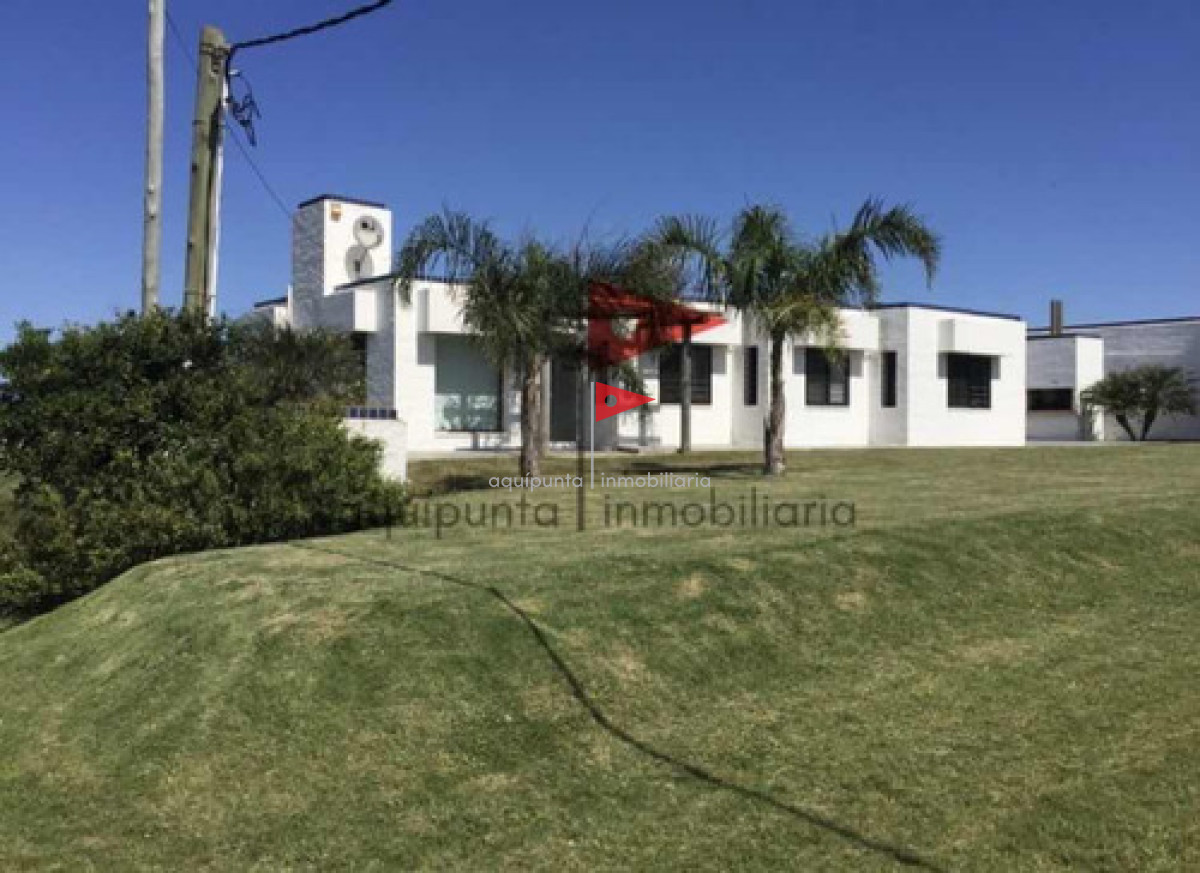 Casa ID.26 - Alquilo Casa Piriápolis Punta Colorada