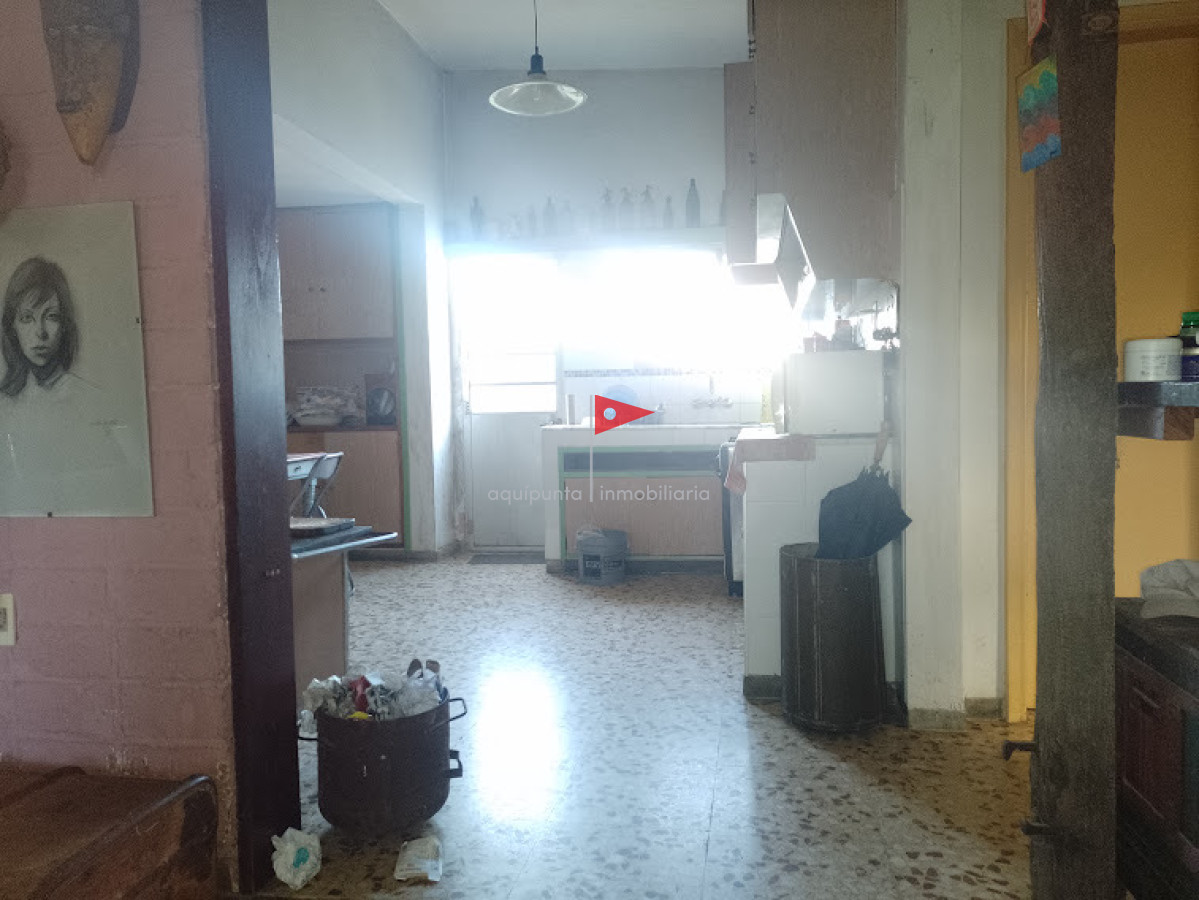 Casa ID.75 - Casa en alquiler temporal en Punta Colorada 3 dormitorios 2 baños muy cómoda y con sombra natural 