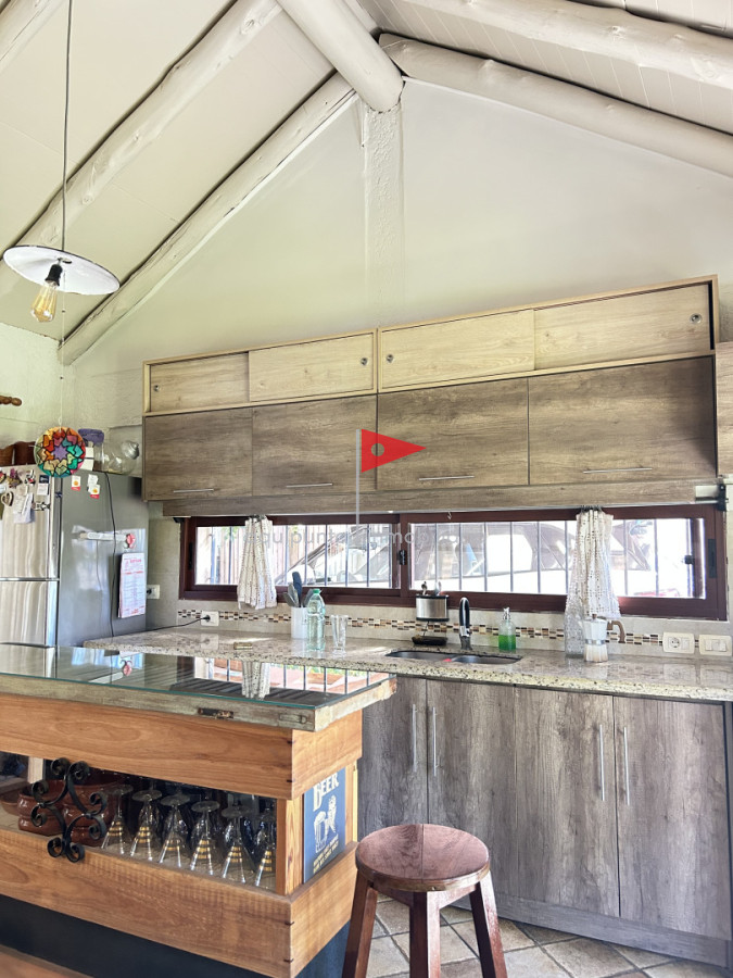Casa ID.277 - Venta casa en Punta Colorada terreno independiente 