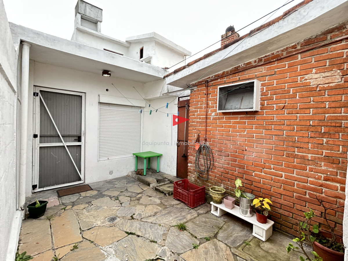 Casa ID.302 - Casa en venta en avda Chiossi Maldonado
