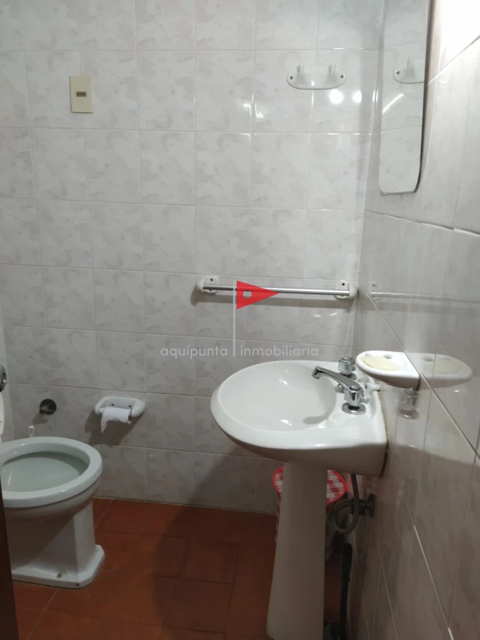 Casa ID.99 - Venta casa Piriapolis 5 dormitorios 3 baños barrio Country