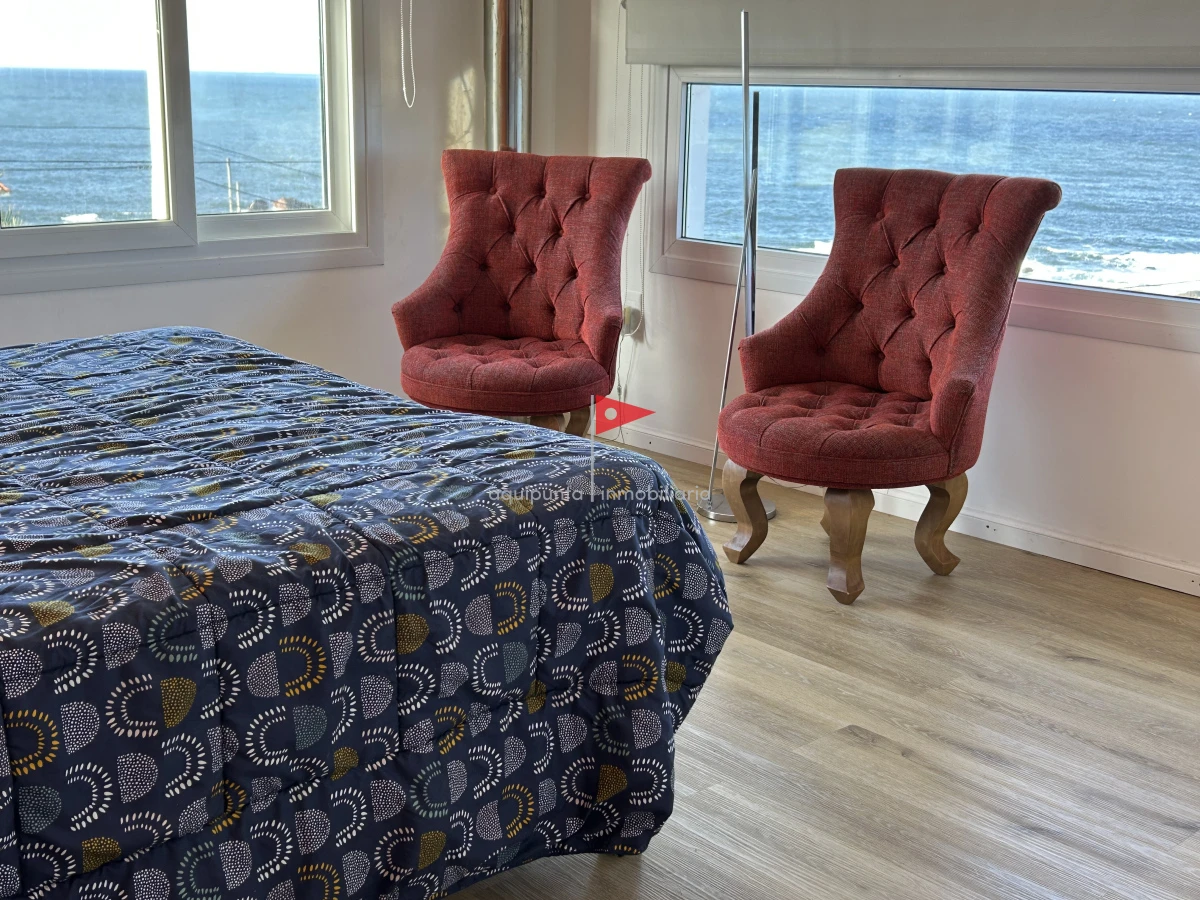 Casa ID.39 - Venta casa Punta Colorada 3 dormitorios piscina vista al mar