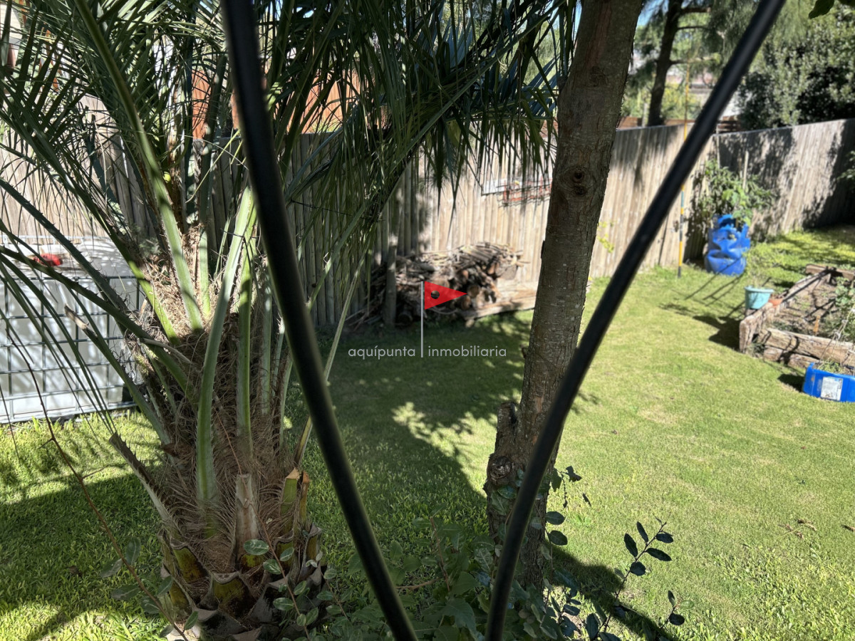 Casa ID.277 - Venta casa en Punta Colorada terreno independiente 