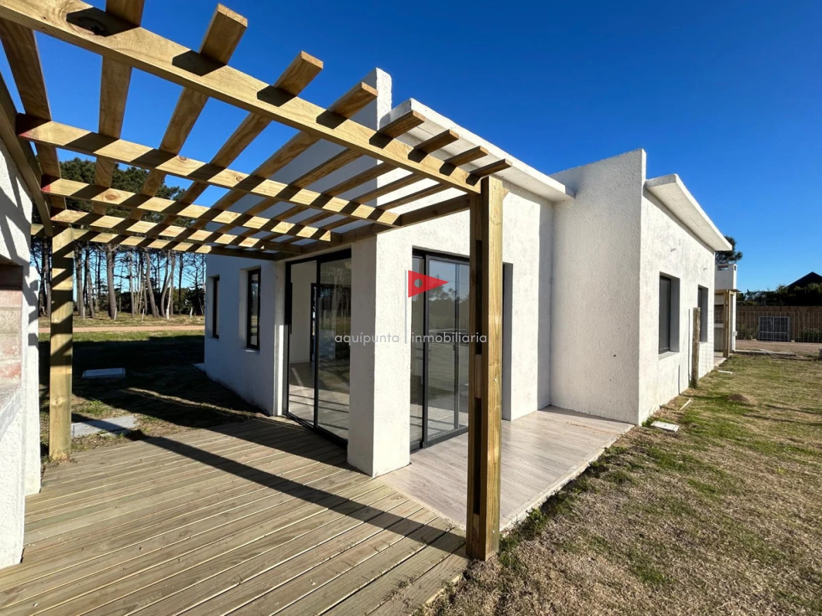 Casa ID.378 - Casa en venta a estrenar piscina en Barra de Portezuelo 