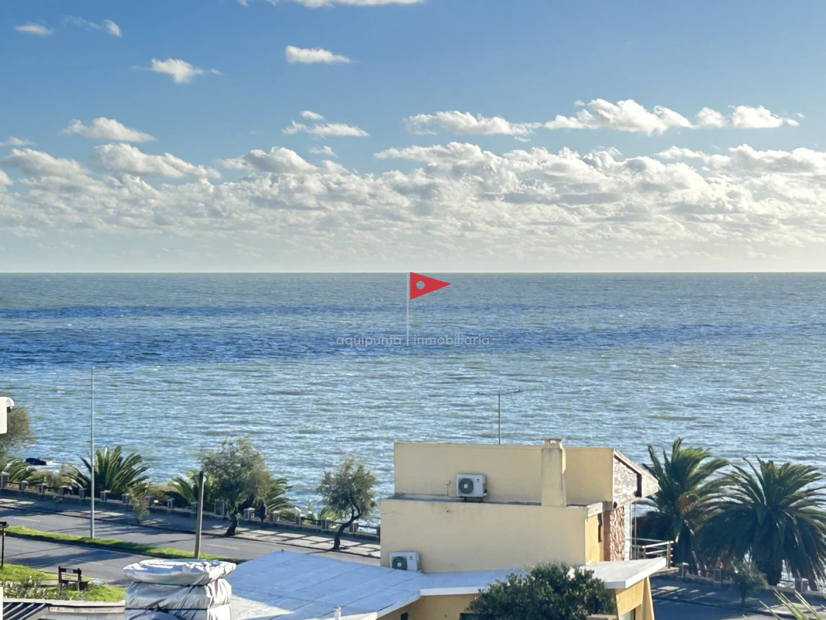 Casa ID.255 - Venta cabaña madera en Punta fría 2 dorm 2 baños excelente vista mar