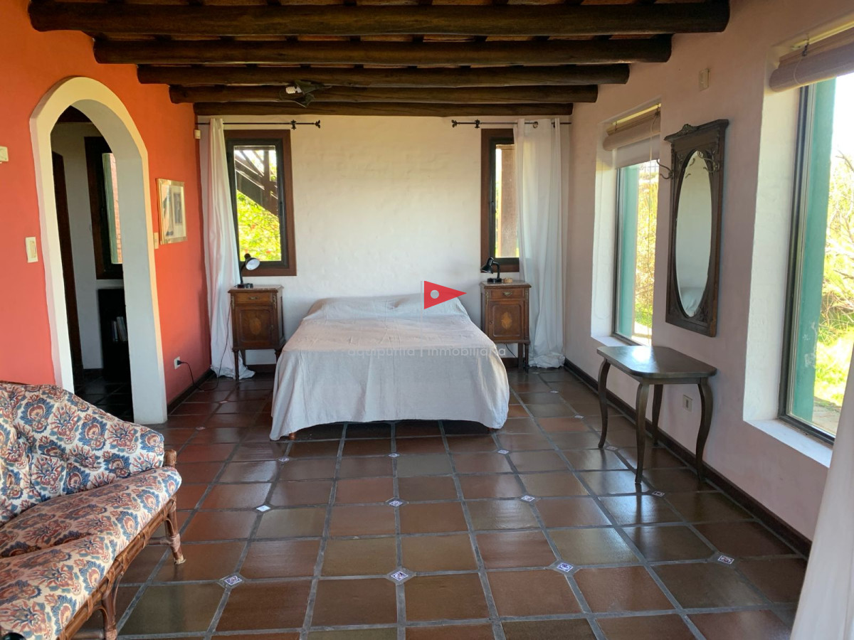 Casa ID.40 - Casa en alquiler en Punta Colorada 3 dormitorios vista al mar