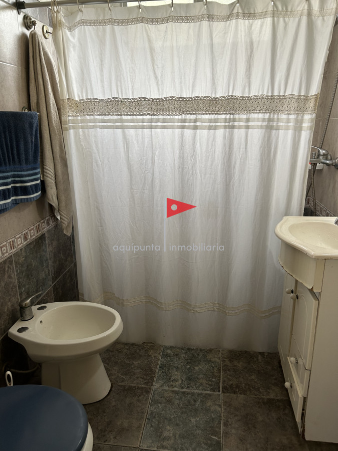 Casa ID.75 - Casa en alquiler temporal en Punta Colorada 3 dormitorios 2 baños muy cómoda y con sombra natural 