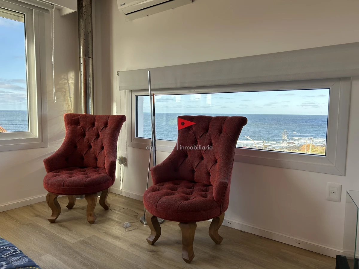 Casa ID.39 - Venta casa Punta Colorada 3 dormitorios piscina vista al mar