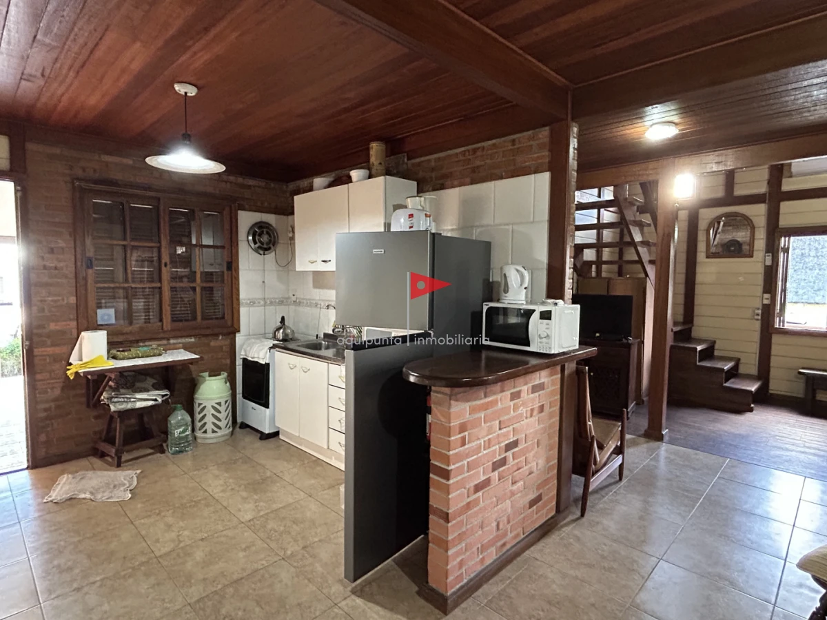 Casa ID.255 - Venta cabaña madera en Punta fría 2 dorm 2 baños excelente vista mar