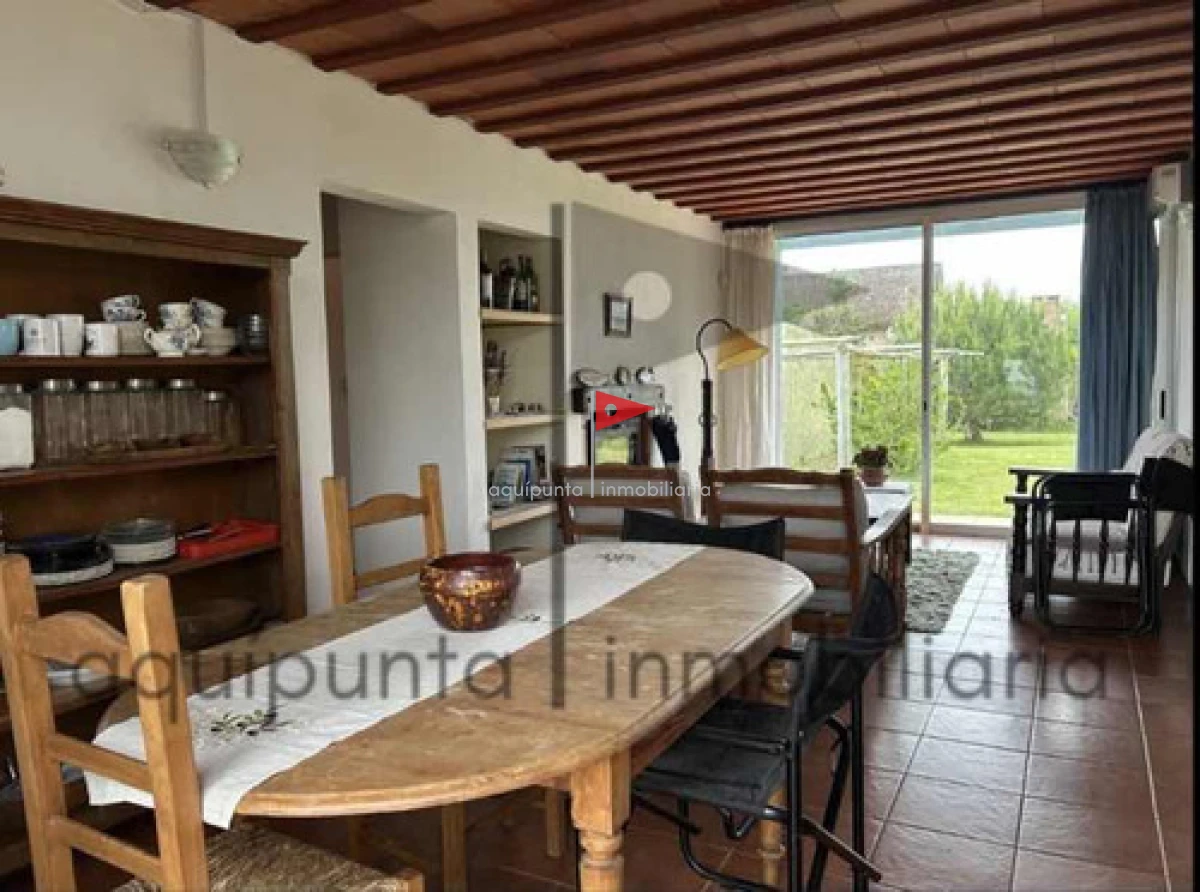 Casa ID.18 - Venta casa Punta Negra Piriapolis 3 dormitorios 2 baños