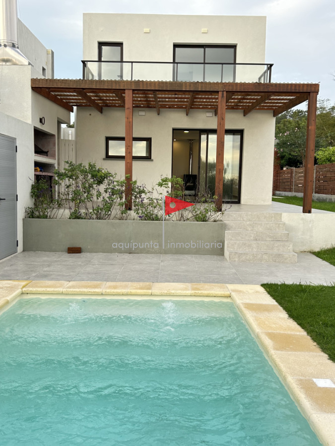 Casa ID.281 - Venta casa a estrenar vista  al mar Punta Colorada