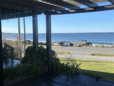 Casa en venta en Punta Colorada frente a la playa