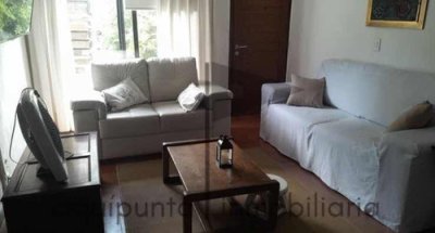 Alquiler temporal  Casa Punta Del Este 3 dormitorios 2 baños 