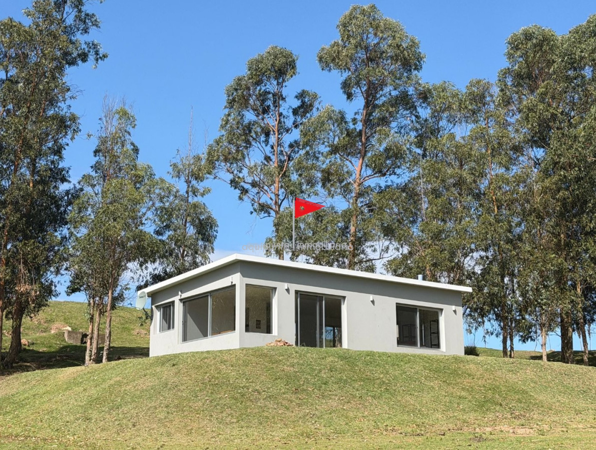 Chacra ID.129 - Chacra con tajamar y casas en Piriápolis 