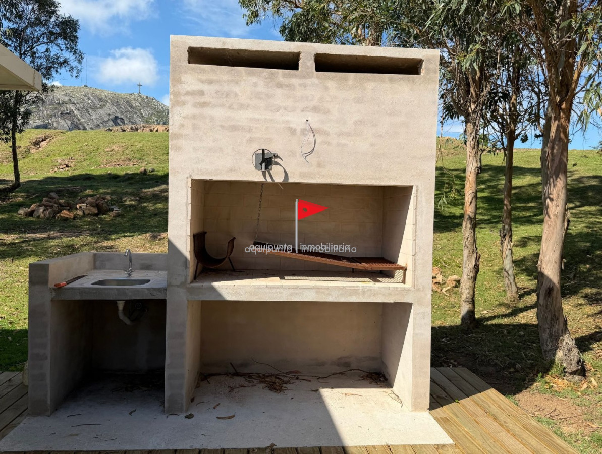 Chacra ID.129 - Chacra con tajamar y casas en Piriápolis 