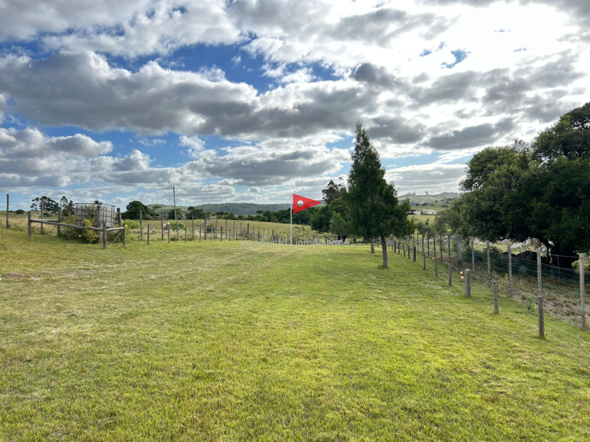 Chacra ID.279 - Venta hermosa Chacra Minas con casa y galpón 