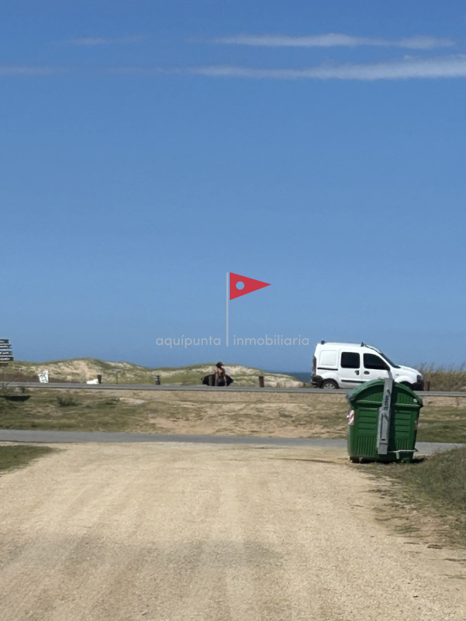 Terreno ID.236 - Venta terreno punta negra media cuadra playa