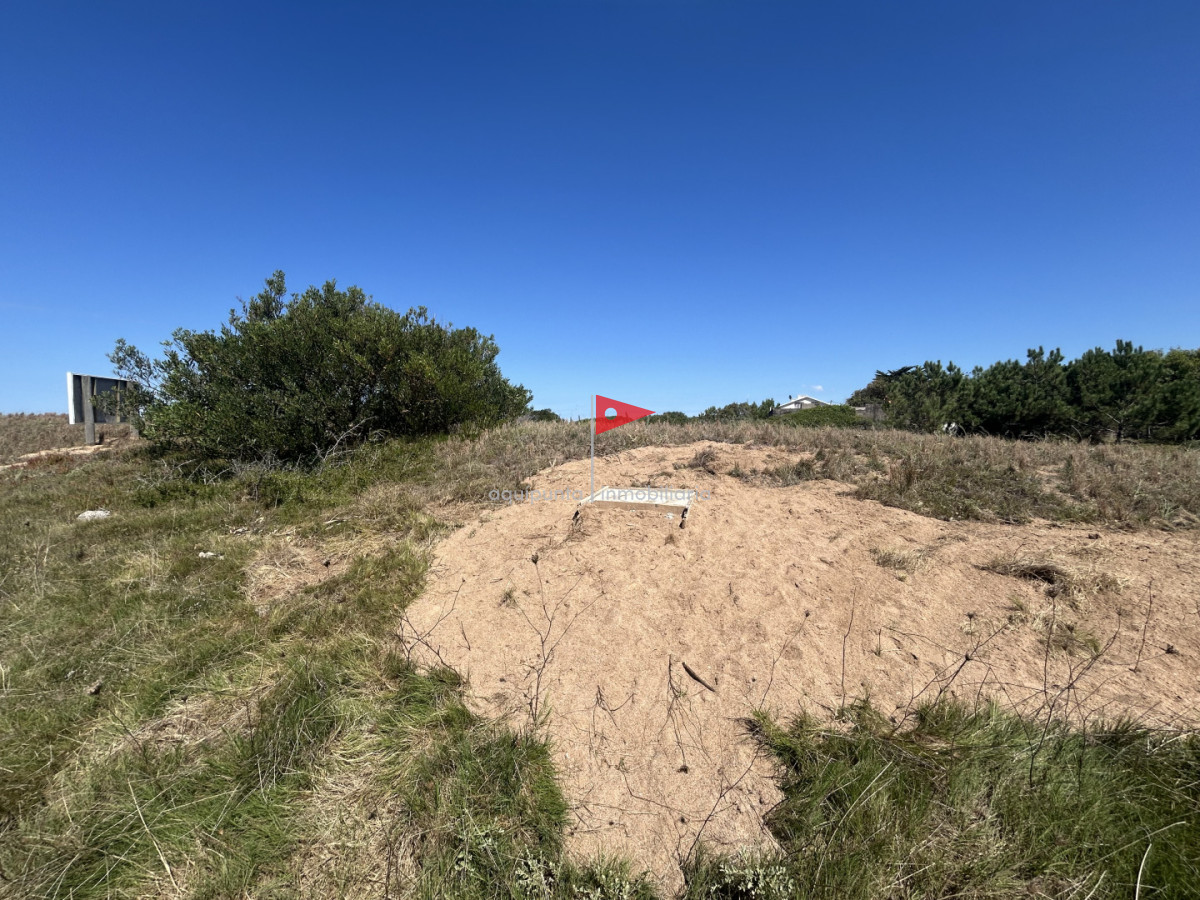 Terreno ID.236 - Venta terreno punta negra media cuadra playa