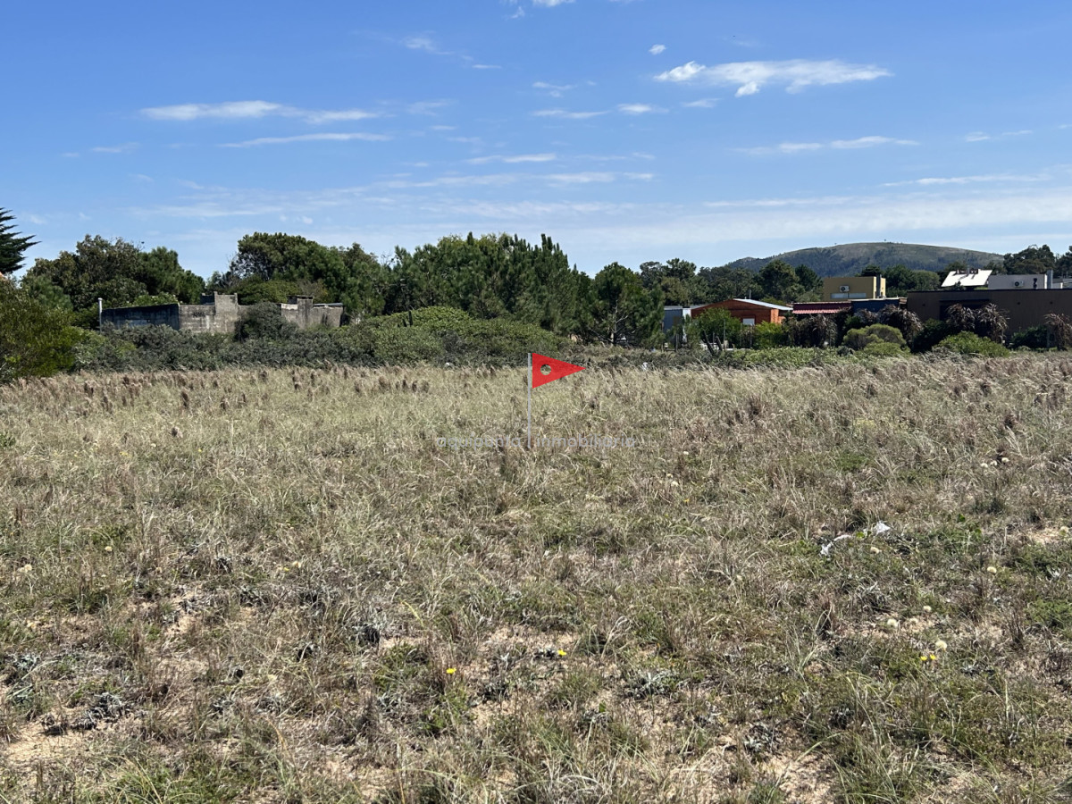 Terreno ID.236 - Venta terreno punta negra media cuadra playa