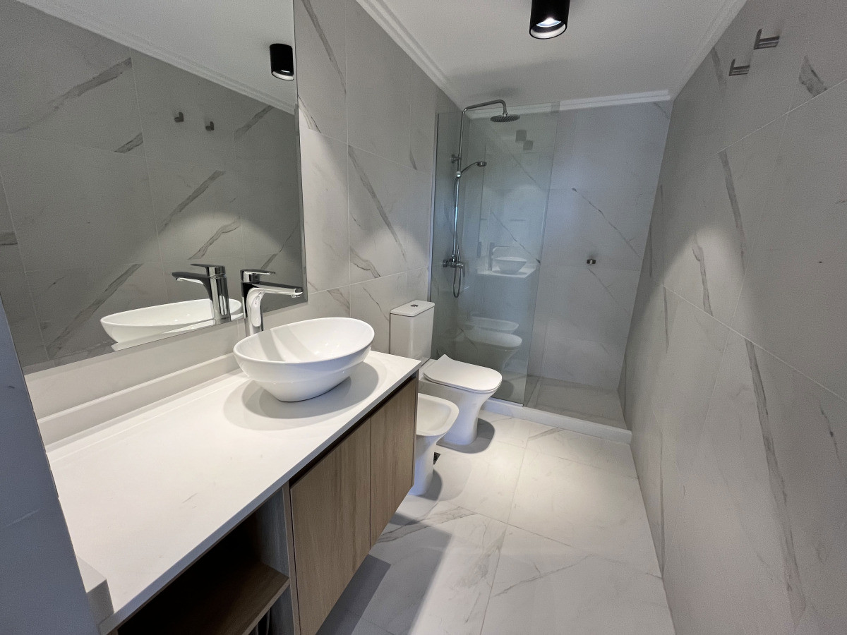 Apartamento ID.684 - Apartamento 3 dormitorios, 2 baños. En SeaGarden