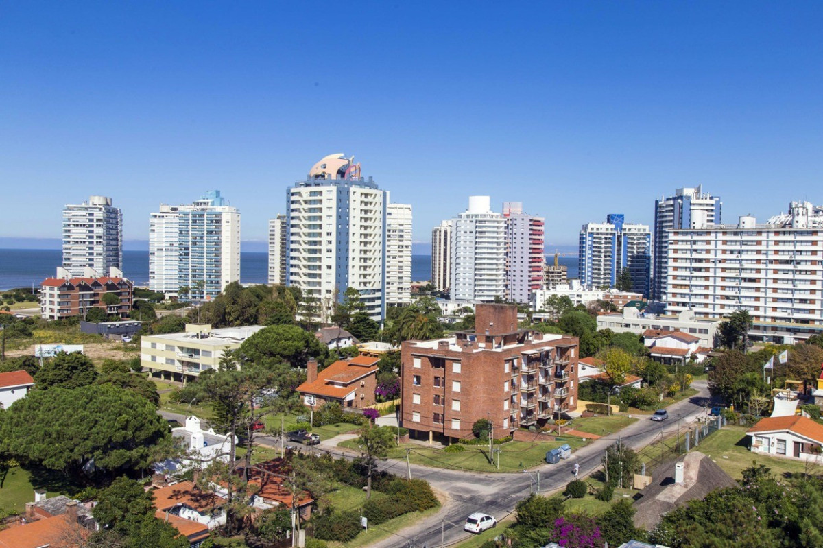 Apartamento ID.137 - Vista al mar 2 Dormitorios/Torre Tamaro