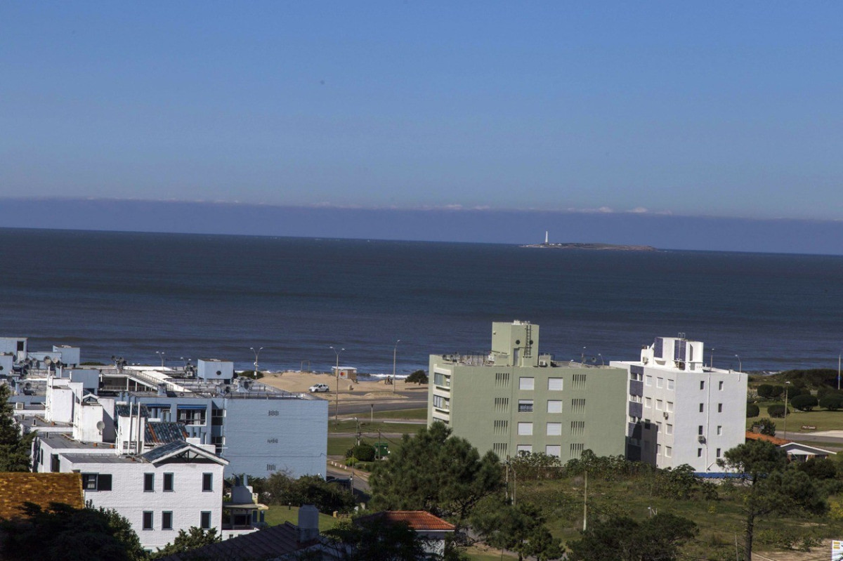 Apartamento ID.137 - Vista al mar 2 Dormitorios/Torre Tamaro