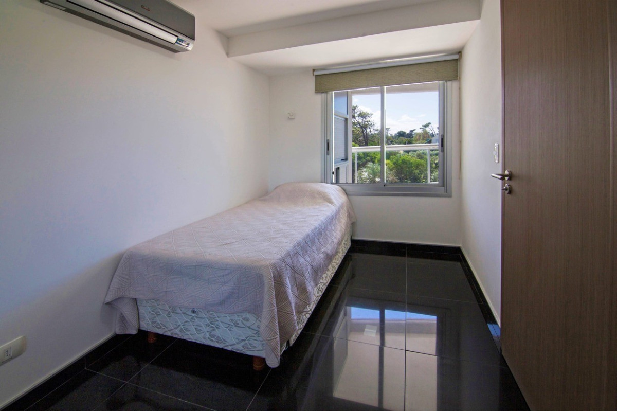 Apartamento ID.147 - Deluxe 2 dormitorios y dep. Look Brava