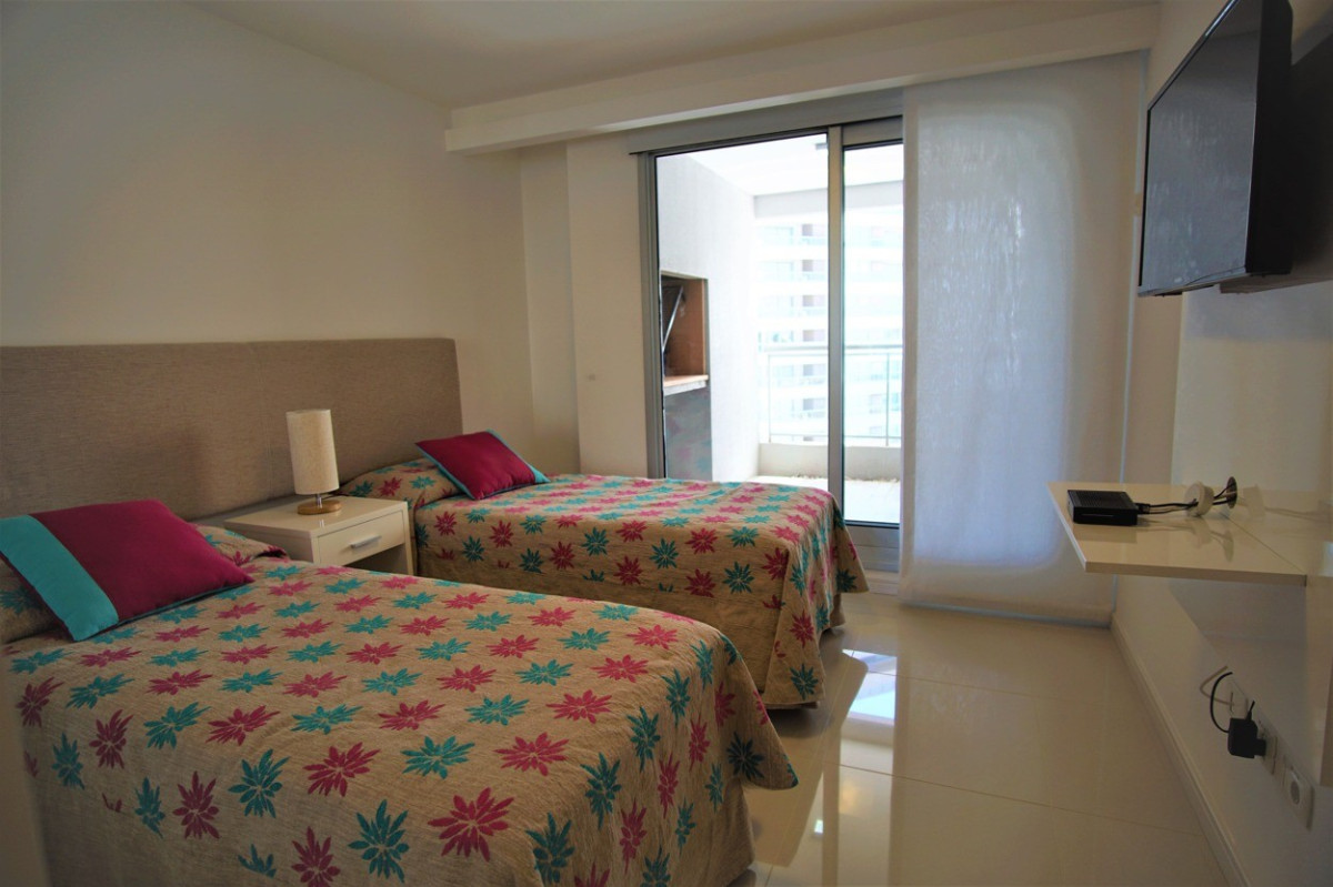 Apartamento ID.183 - Moderno apartamento, 2 suites, a pasos del mar, Look Brava, Punta del Este