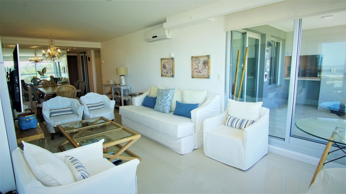 Apartamento ID.188 - Espectacular Apartamento, 2 Suites y Dep.. Look Brava.