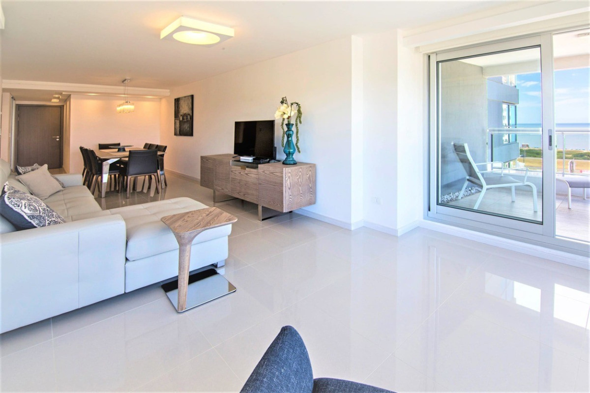 Apartamento ID.192 - Hermoso Apartamento, 2 Suites y Dep. Look Brava