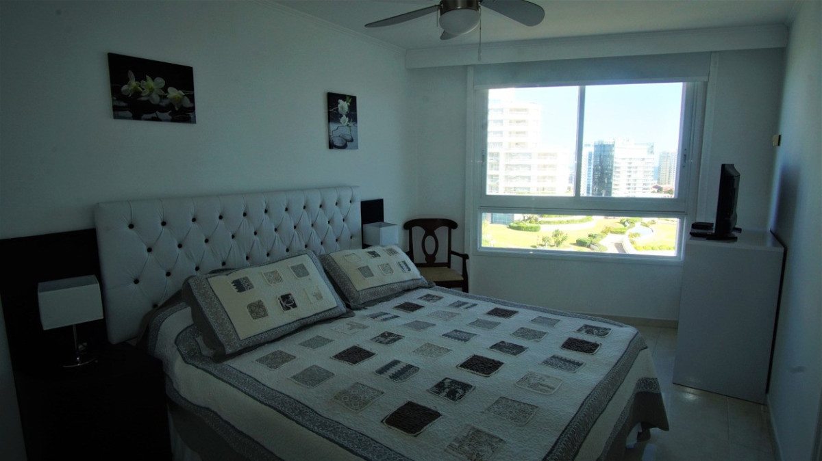 Apartamento ID.201 - Espectacular Apartamento 3 Dormitorios y Dep. Millenium Tower., Punta del Este