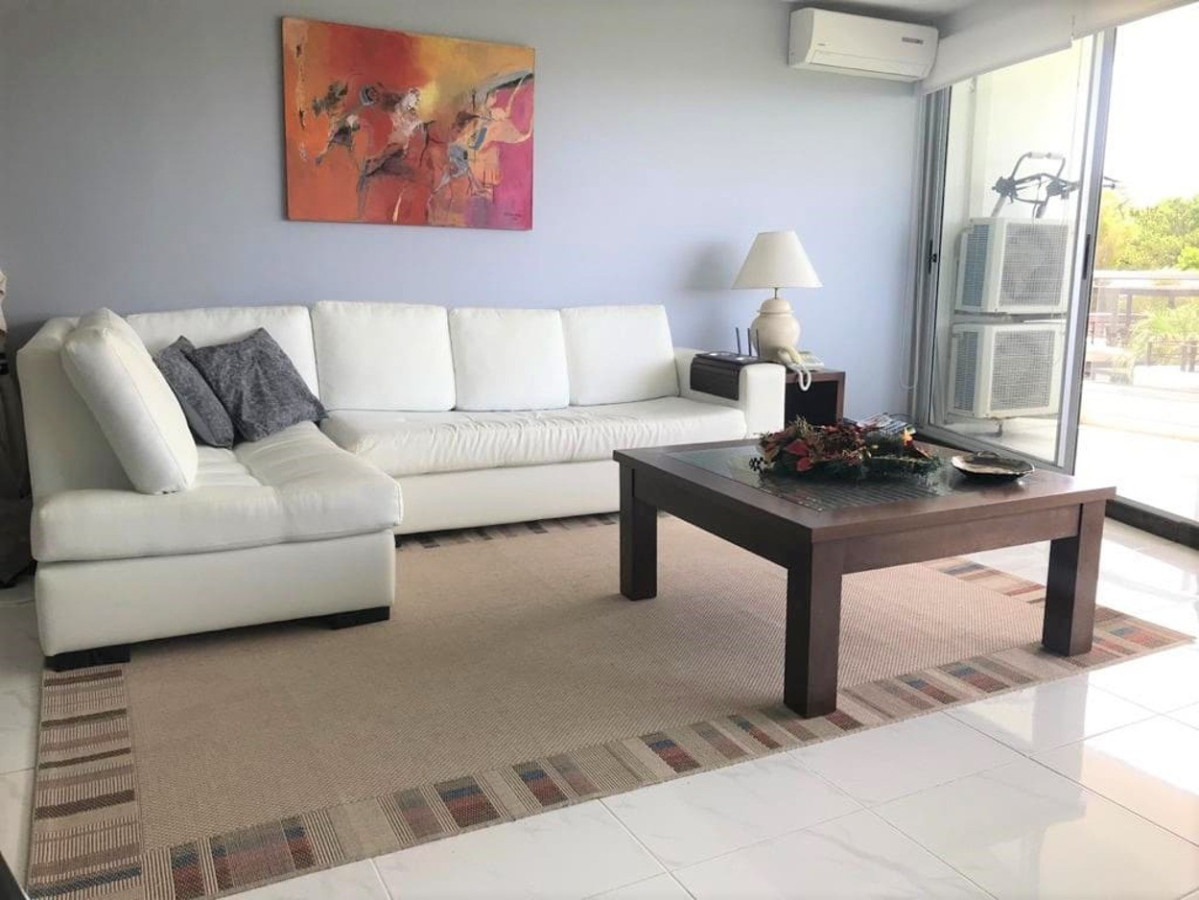 Apartamento ID.208 - Hermoso 3 Dormitorios/Tauro y Libra