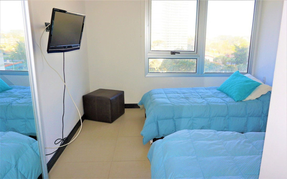Apartamento ID.228 - Hermoso Apto 2 Dorm. Gala Tower, Punta del Este